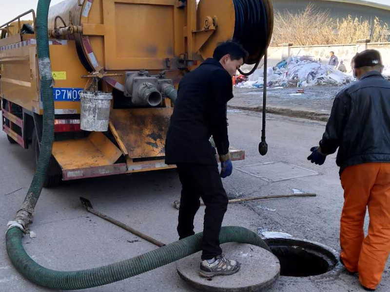 上海杨浦防臭地漏安装更换下水道有异味维修防溢器安装