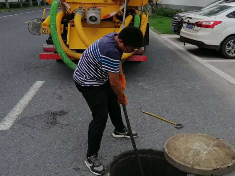 上海疏通下水道清理化粪池管道清洗抽粪饭店油污管道清