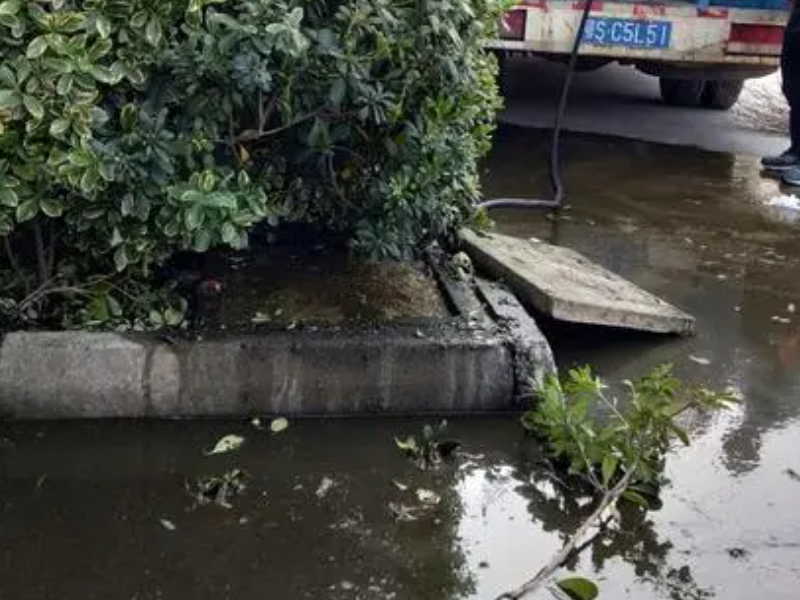 上海清理化粪池，专业管道疏通公司