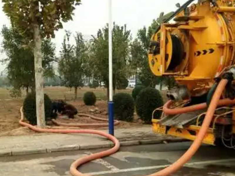 上海宝山疏通下水道厕所管道疏通改造抽粪清洗地漏疏通